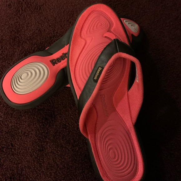 Pink and Black Reebok Easy Tone slippers - Picture 3 of 4